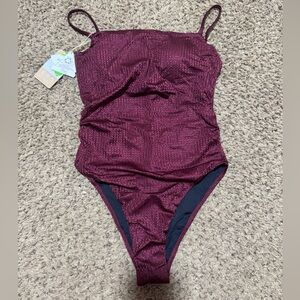Womens berlook swim